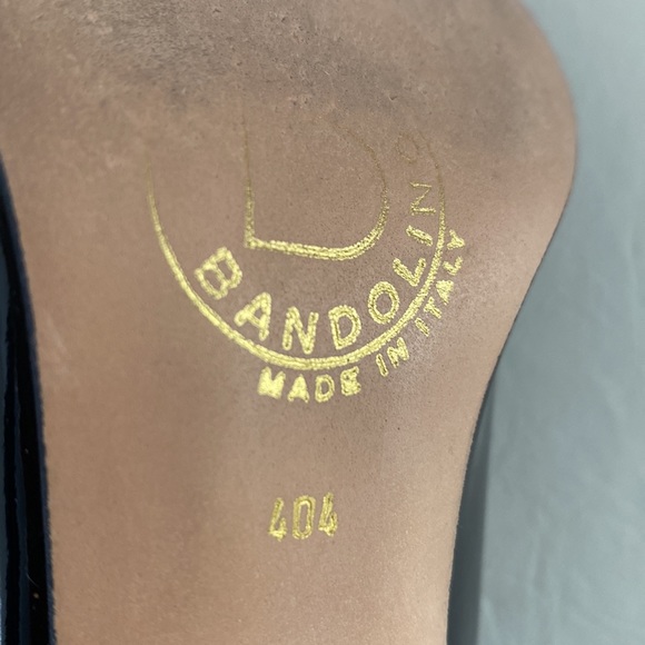 Bandolino black patent heels. Made In Italy. Size 7M. - Picture 9 of 12